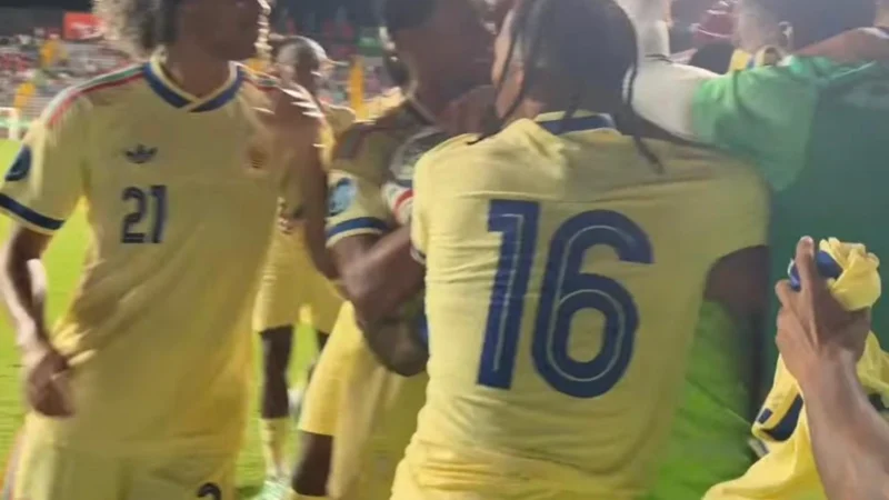 Curazao perdía 3 a 0 y le ganó 4 a 3 a Costa Rica en un partidazo