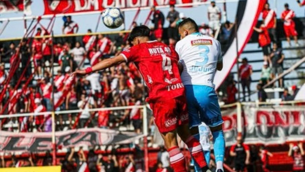 Golpe por golpe: Maipú y Gimnasia de Jujuy empataron 1-1 en Mendoza
