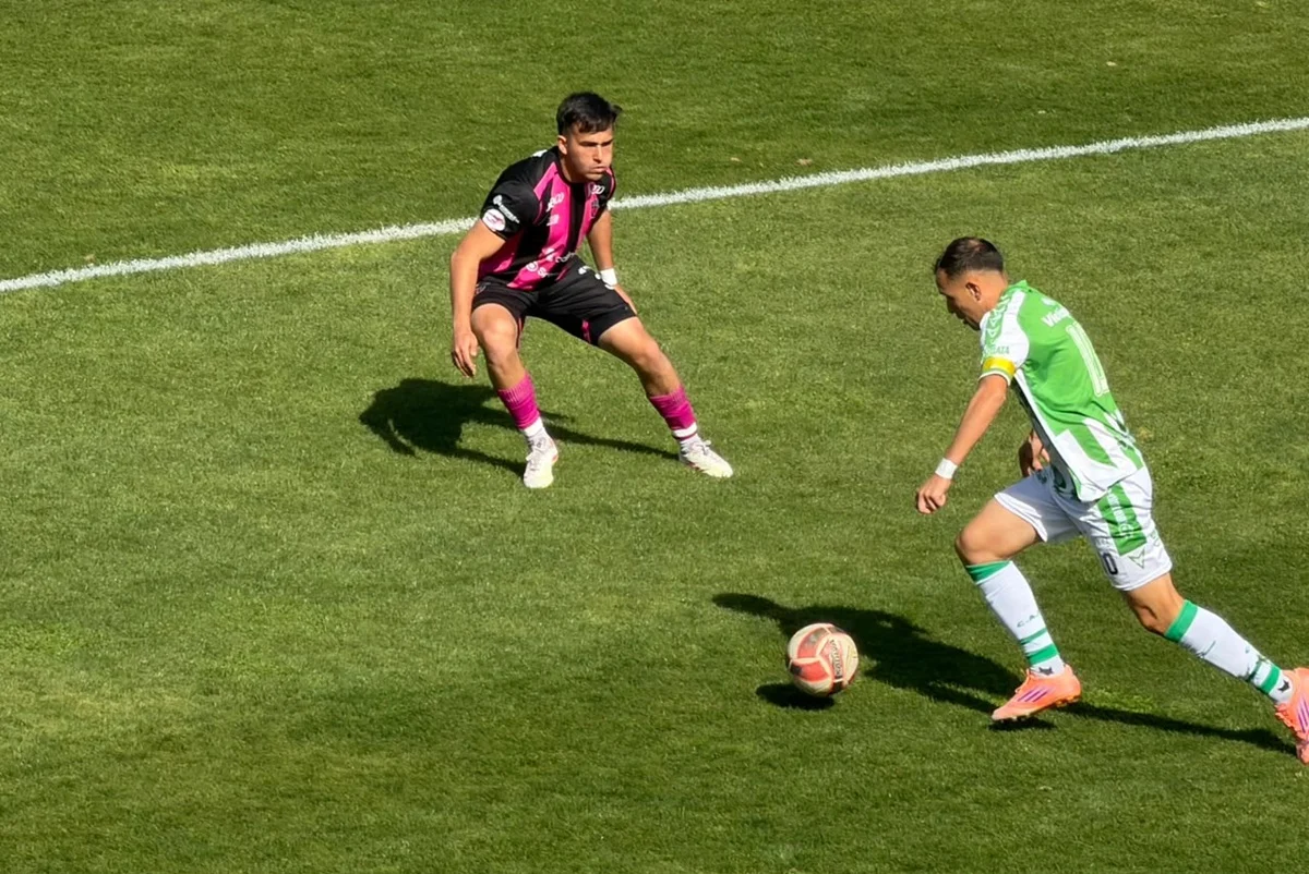 Escobar lo dio vuelta y derrotó a Defensores de Vilelas