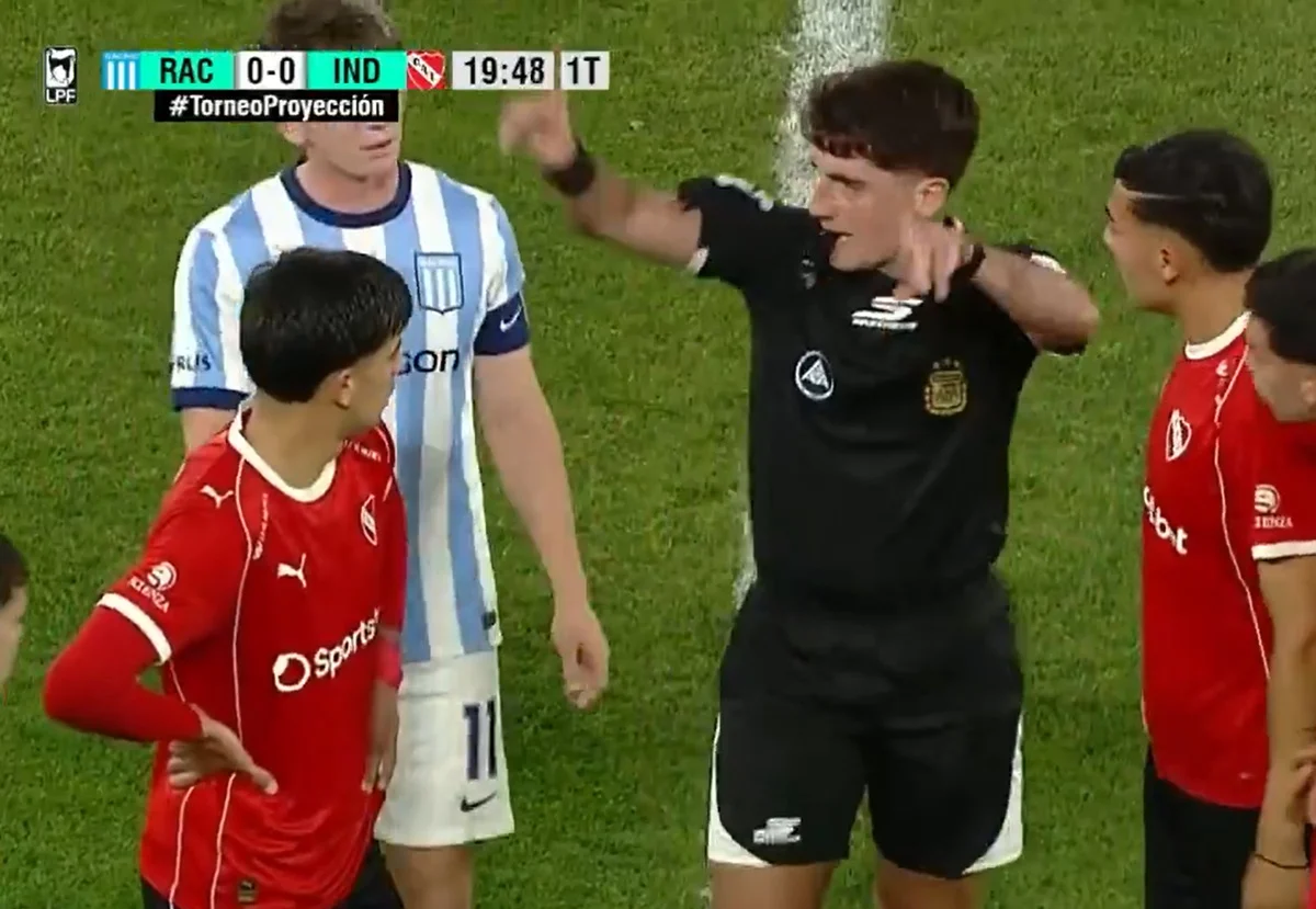 Gonzalo Bordón fue expulsado en el clásico de Reserva entre Racing e Independiente