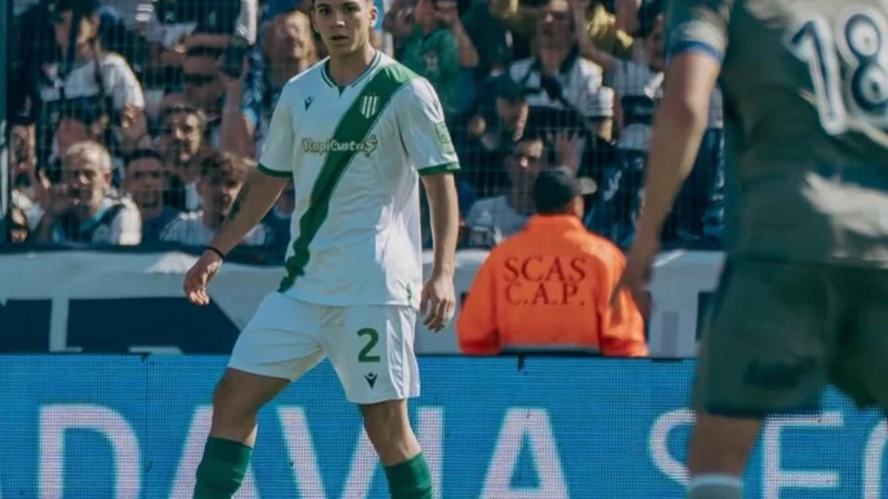 Banfield le empató a Gimnasia La Plata con un golazo agónico de Zalazar