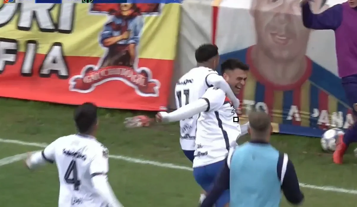 Tremendo gol de media cancha en Colegiales – Nueva Chicago
