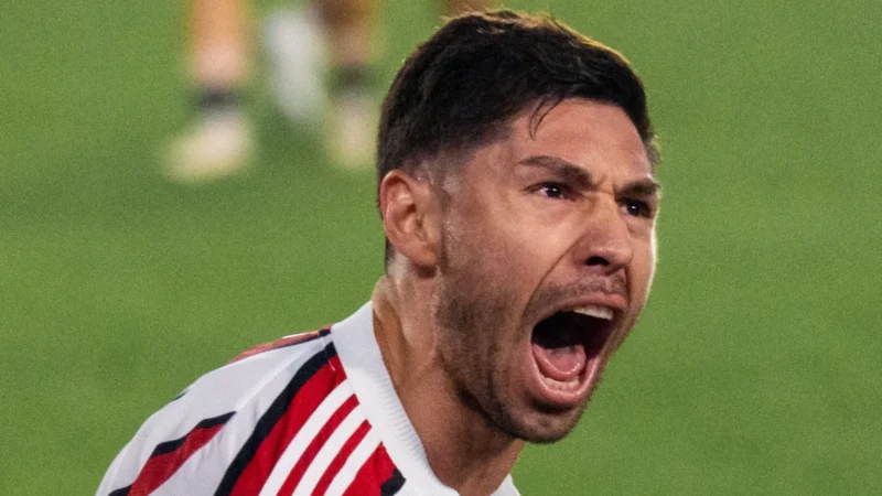 Gonzalo Montiel cambió penal por gol y River se impone a Independiente Rivadavia