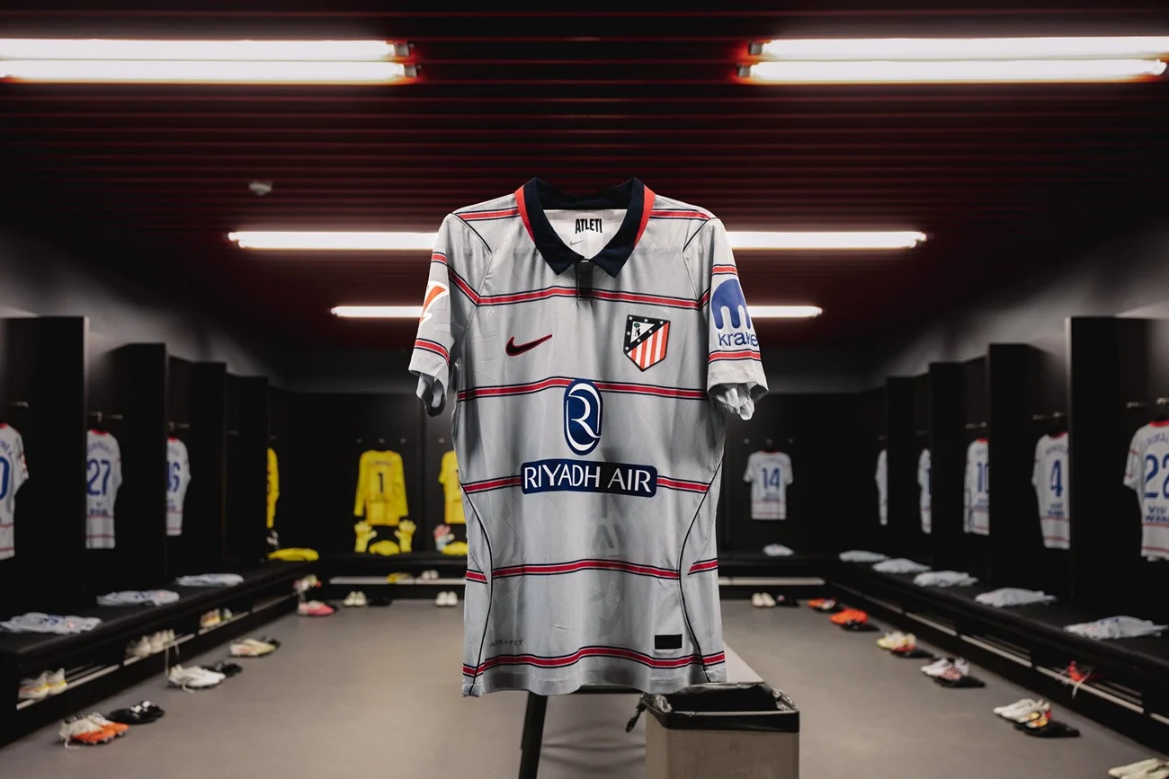 Atlético Madrid estrena camiseta en su duelo ante Athletic Club