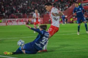 Huracán profundizó la crisis de Racing y le ganó en el Ducó