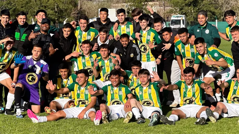 Uribelarrea facturó una goleada a Hacoaj para meterse en semifinal