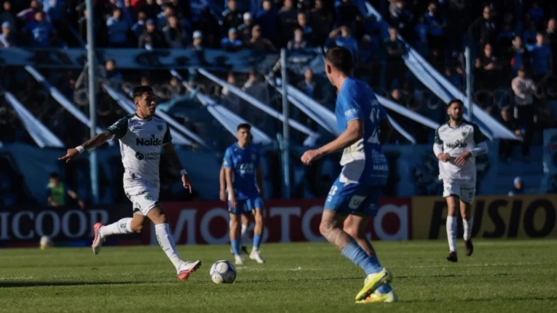 Sarmiento derrotó 2-0 a Estudiantes de Río Cuarto por la fecha 8 del torneo y se posiciona segundo de la zona B
