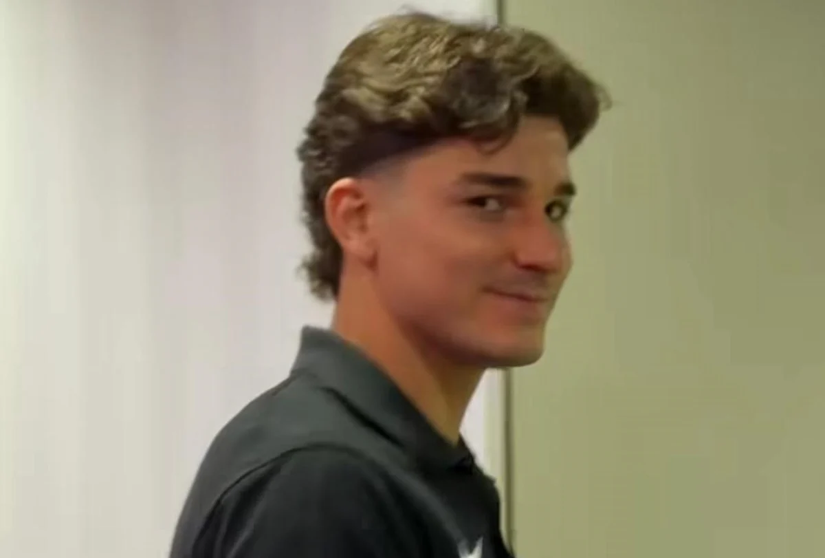 El nuevo look de Julián Álvarez sin bigote previo al derbi de Madrid