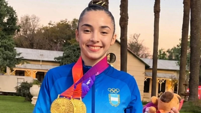 Julieta Lucas brilló en los Odesur con cinco medallas en gimnasia