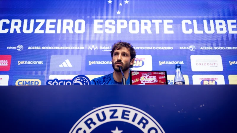 Matías Viña no se guardó nada en su presentación en Cruzeiro: «River es un gran club, pero hay gente allí que no está a la altura»