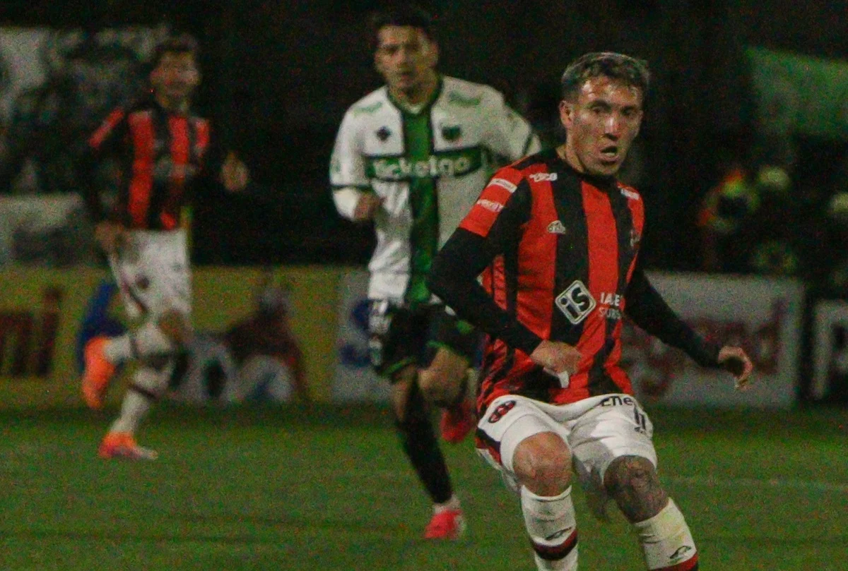 Nueva Chicago y Patronato sumaron un punto que disgustó a ambos