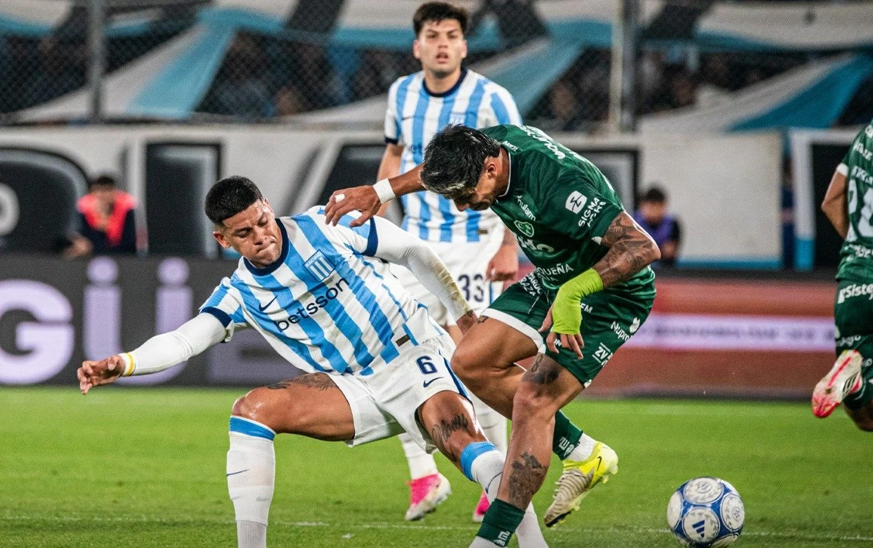 Racing fue más que Sarmiento y quebró la mala racha en el Cilindro