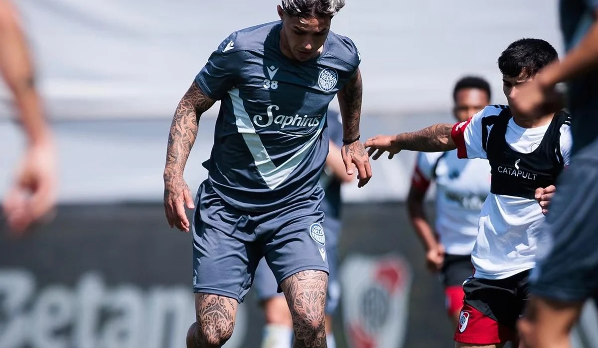 River derrotó a Vélez por 3 a 2 en un amistoso informal