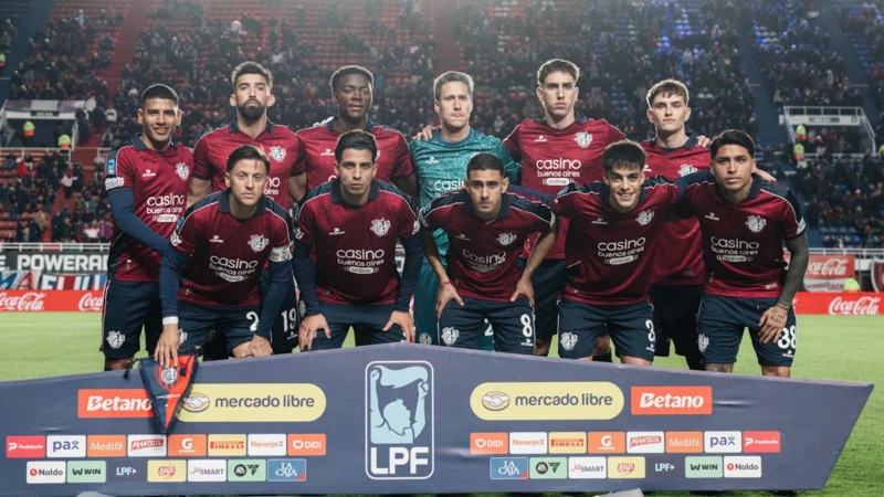 Silbatina para San Lorenzo en el descanso ante Talleres de Córdoba