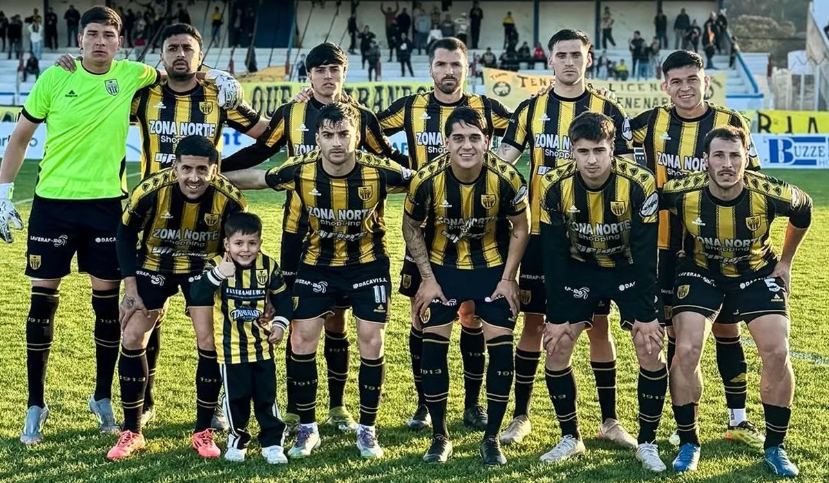 Santamarina de Tandil quedó al borde del descenso en el Federal A
