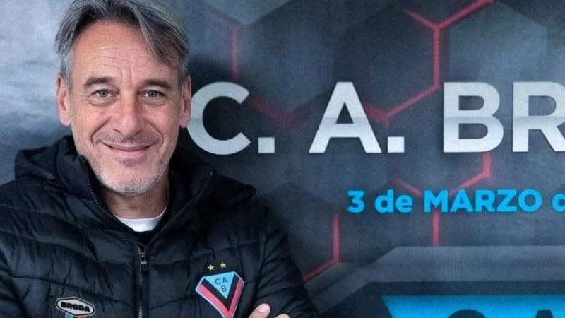 Tras la derrota en el clásico, Jorge Vivaldo dejó de ser técnico de Brown de Adrogué