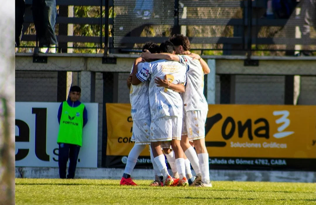 ¡Arrancó el Reducido del Promocional! – Goleadas de Defensores de Glew y Metalúrgico