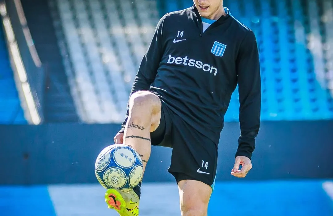 Nuevo dolor de cabeza en Racing: A la lesión de Ezequiel Cannavo se le suma la de Juan Barinaga