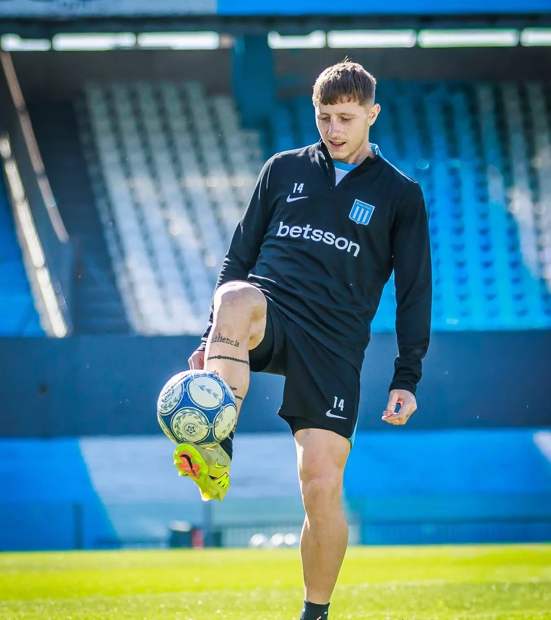 Nuevo dolor de cabeza en Racing: A la lesión de Ezequiel Cannavo se le suma la de Juan Barinaga