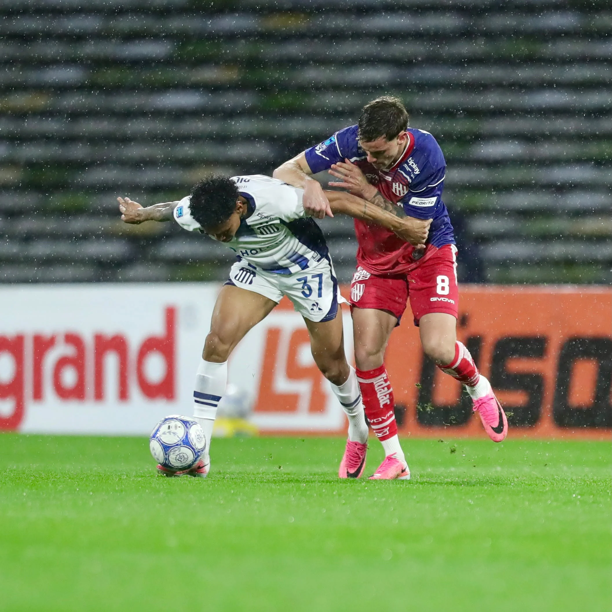 Talleres se impuso ante Unión y volvió al triunfo en el Clausura