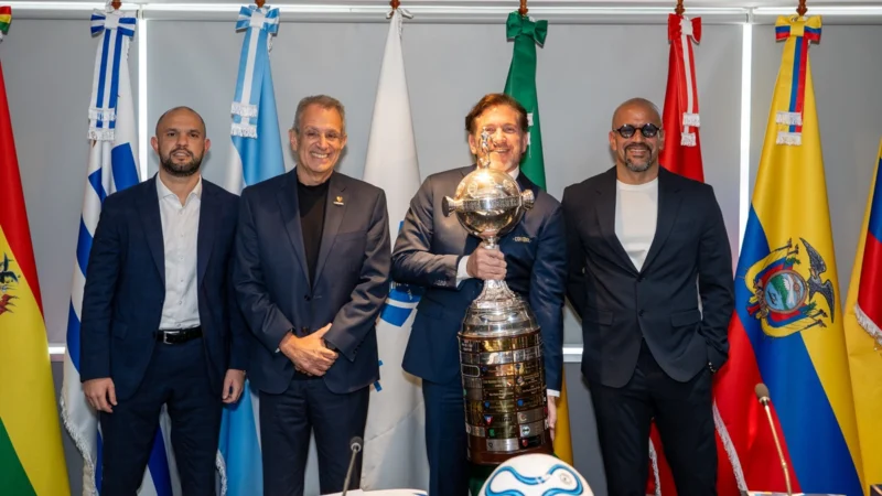 Verón cuestionó la Supercopa Internacional y apuntó contra la AFA: “Cada fecha es un estrés”