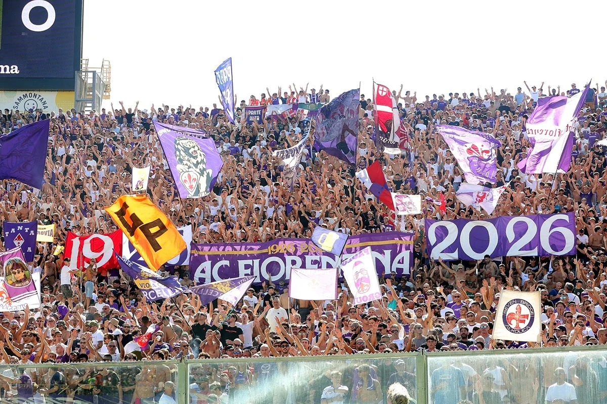 Silbatina total para Fiorentina tras la derrota con Torino