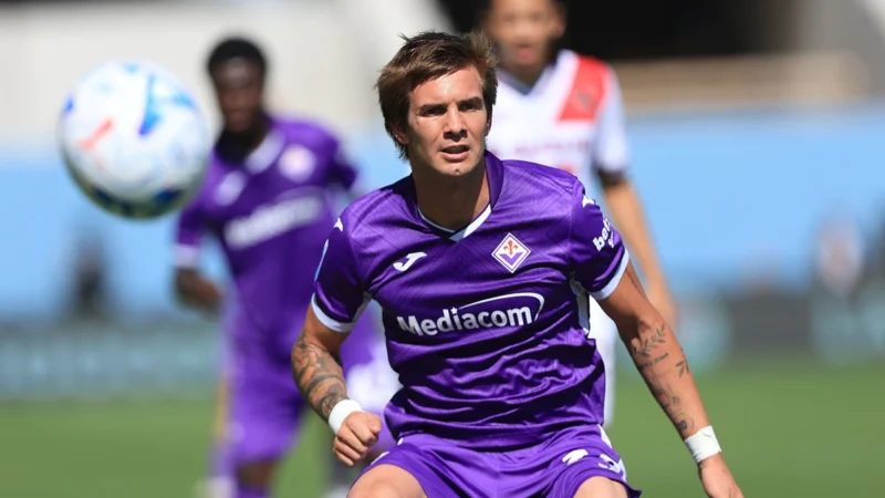 Mastantuono tuvo su primer gol con Fiorentina pero dejó pasar una increíble oportunidad mano a mano