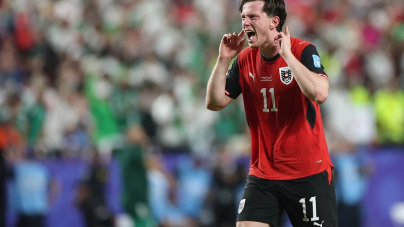 Michael Gregoritsch salió lesionado en Austria – Israel
