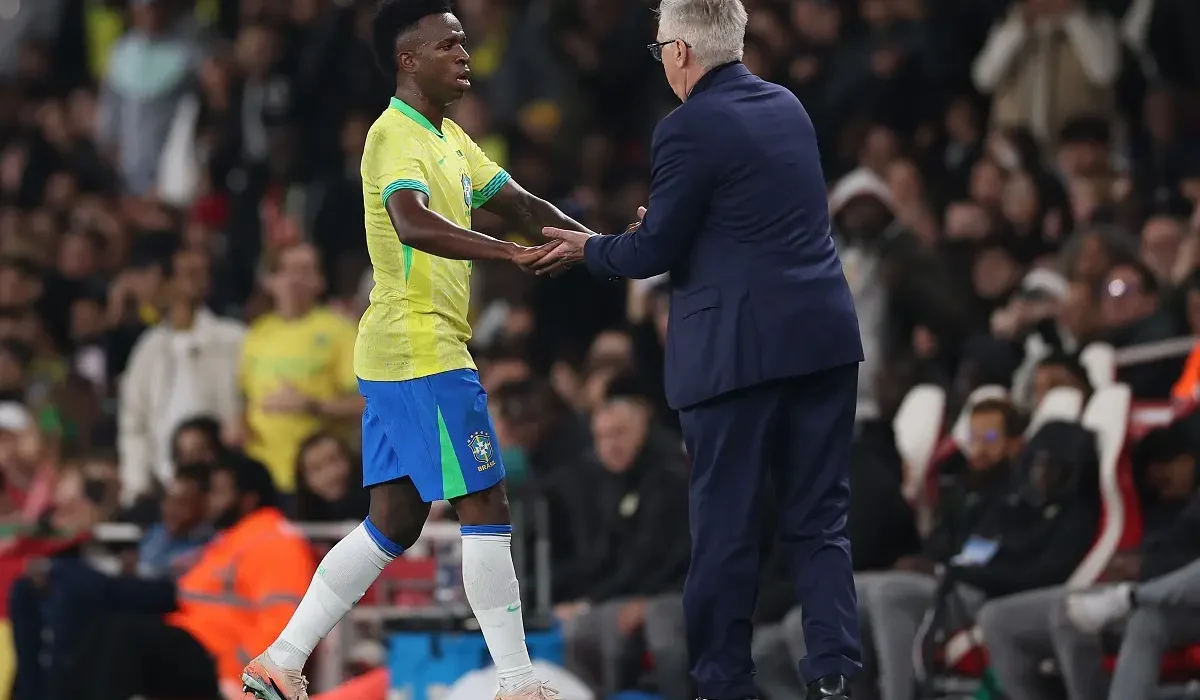 Carlo Ancelotti, sobre Vinicius: “No está en su mejor momento pero se merece paciencia»