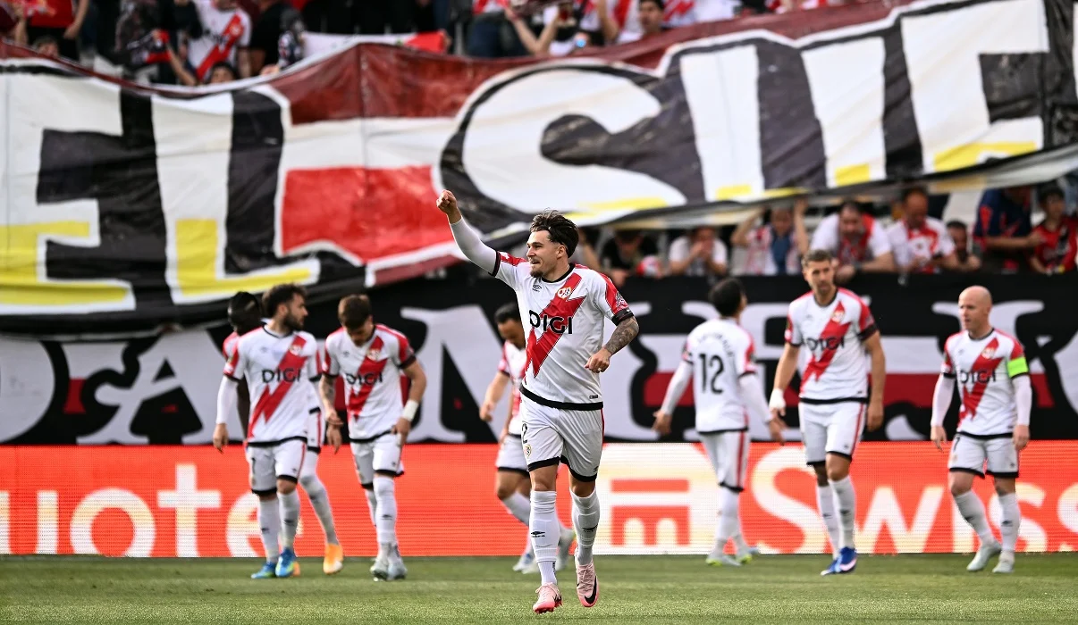 Andrei Ratiu marcó para Rayo Vallecano en medio de la novela del frustrado fichaje al Fulham