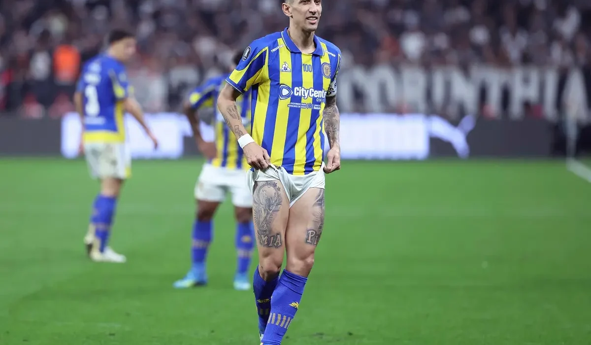 Ángel Di María, tras otro título de Rosario Central: «El tiro libre lo pateé así por Lionel Messi”