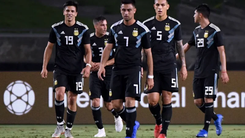 8 años del debut: ¿Cuál fue el primer equipo de Lionel Scaloni en la Selección Argentina?