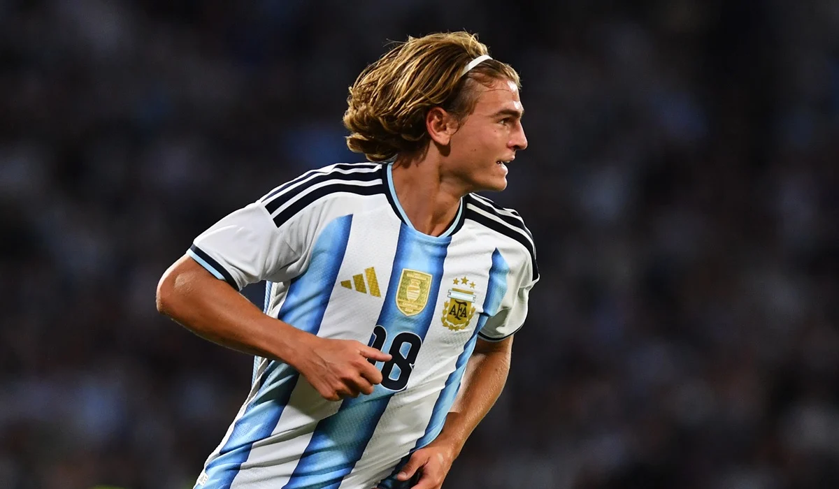 Nico Paz marcó su segundo gol con la Selección Argentina