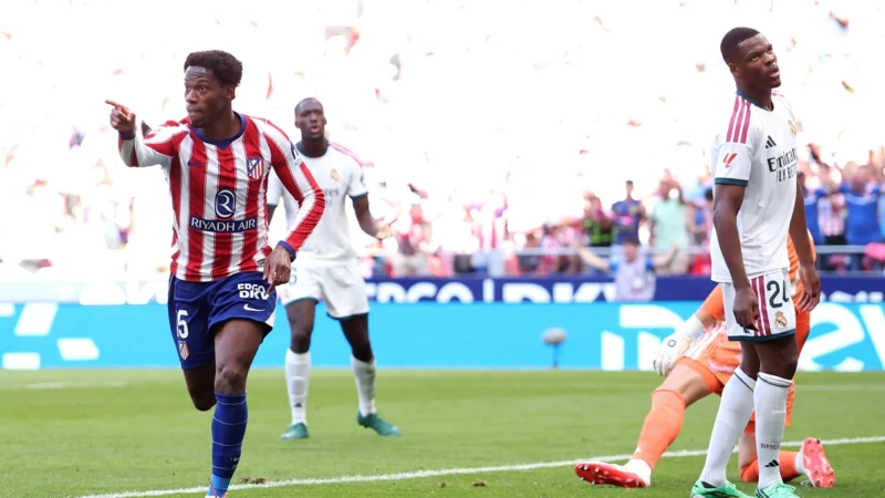 Jonathan David marcó por tercer partido al hilo con Atlético Madrid