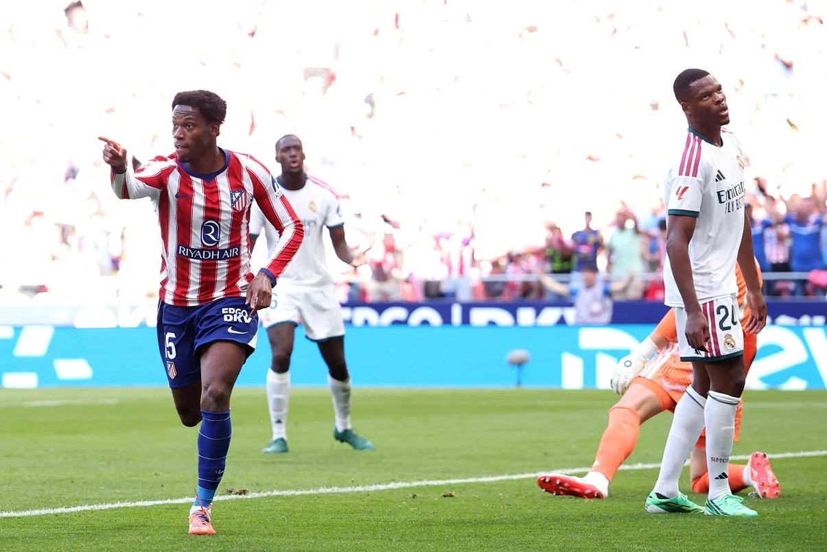 Jonathan David marcó por tercer partido al hilo con Atlético Madrid