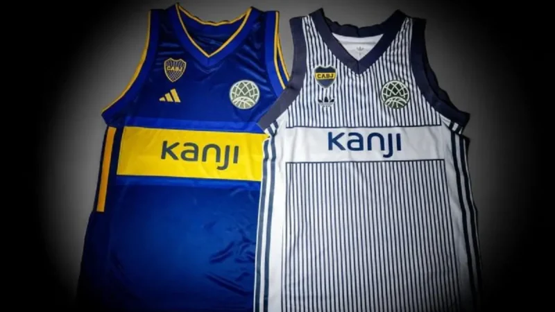 Boca presentó las nuevas camisetas del equipo de Básquet, con diseño idéntico a las de fútbol