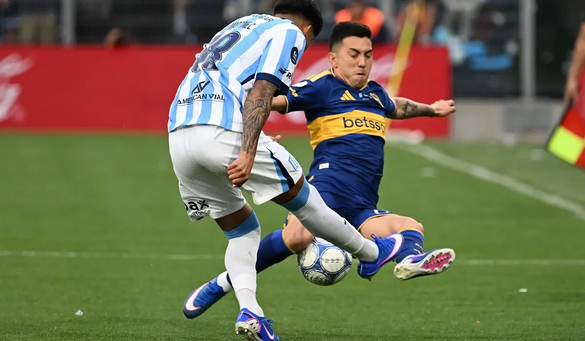 Gastón Lodico metió un golazo olímpico y adelantó a Racing ante Boca en la Copa Argentina