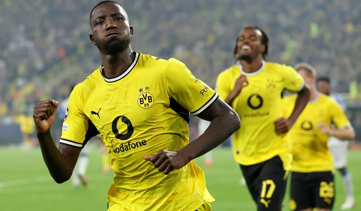 Borussia Dortmund amargó el debut de Villarreal en Champions League con agónico doblete de Guirassy