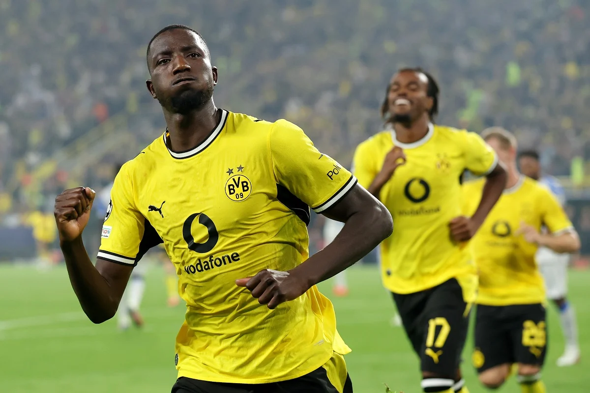 Borussia Dortmund amargó el debut de Villarreal en Champions League con agónico doblete de Guirassy
