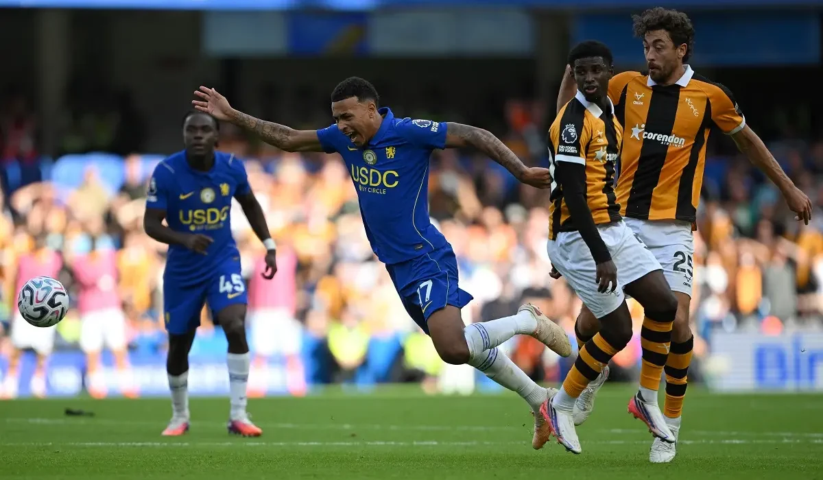 Hull City estiró su invicto en la Premier League y rescató un punto ante Chelsea en Stamford Bridge