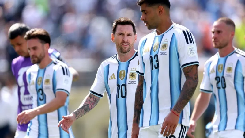 Cuti Romero será el nuevo capitán de la Selección Argentina tras la salida de Messi y Otamendi
