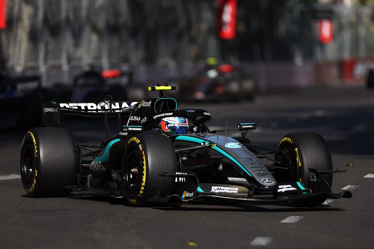 Kimi Antonelli ya superó a Colapinto y está noveno en Baku