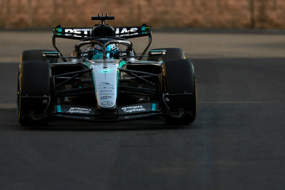 George Russell hizo peor qualy que el año pasado en Bakú pero en este logró la pole