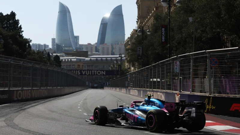 Franco Colapinto finalizó 11° en el jueves del GP de Azerbaiyán de Fórmula 1: Mercedes impone condiciones en Bakú