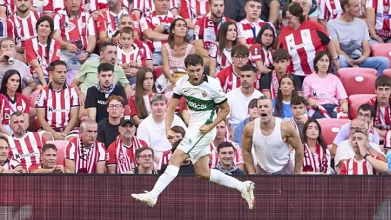 El argentino Facundo Buonanotte festejó su primer gol con Elche ante Athletic Club