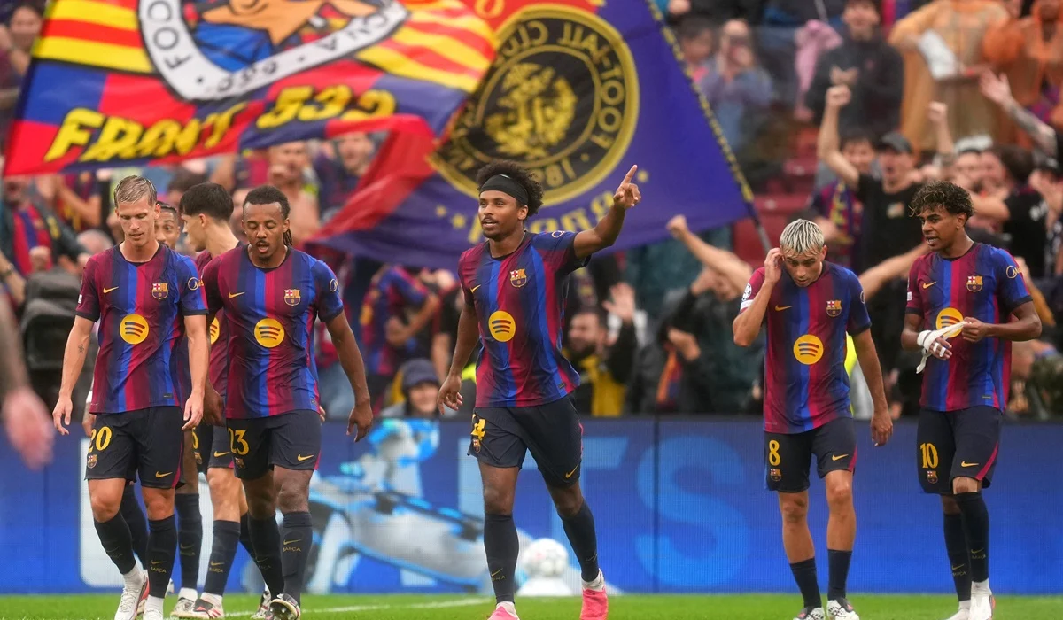 Karim Adeyemi marcó un golazo para Barcelona ante Feyenoord