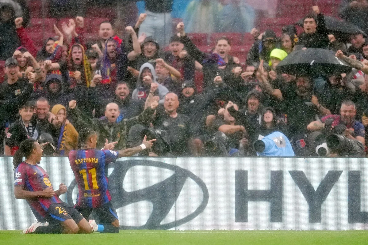 Raphinha anotó un gol coreográfico con Barcelona por Champions League