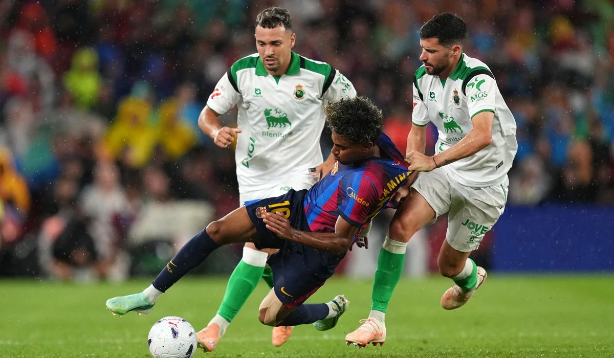 Lamine Yamal falló un penal para Barcelona ante Racing de Santander