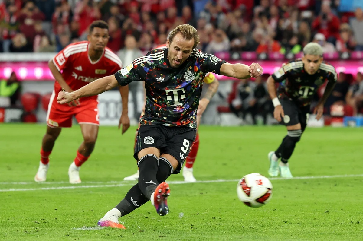 Harry Kane llegó a los 100 goles en Bundesliga con Bayern Munich