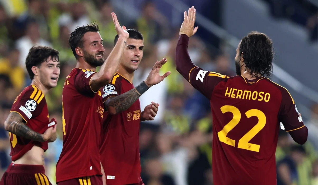 Bryan Cristiante recibió de Malen y anotó su primer gol en Champions League
